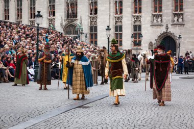 Kutsal kan Bruges (Brugge alayı yükseliş gününde)