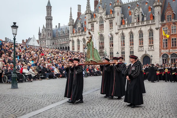 Procissão do Sangue Sagrado no Dia da Ascensão em Bruges (Brugge ) — Fotografia de Stock