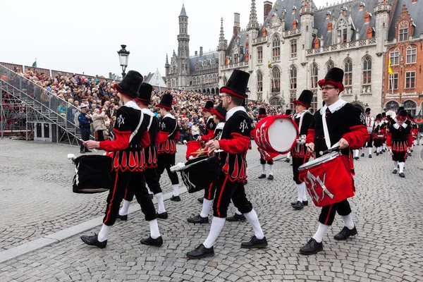 Procissão do Sangue Sagrado no Dia da Ascensão em Bruges (Brugge ) — Fotografia de Stock