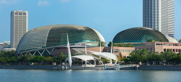 Esplanade Theatre in Singapore — Stock Photo, Image