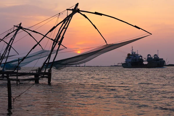 Chinese fishnets on sunset. Kochi, Kerala, India — Stock Photo, Image