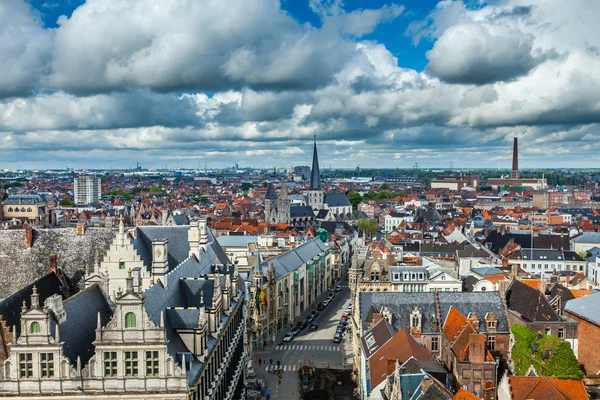 Flygfoto över Gent från klockstapeln. Ghent, Belgien — Stockfoto