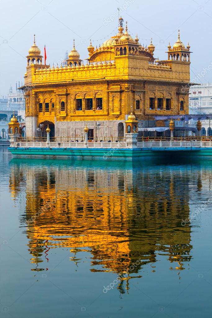 Golden Temple, Amritsar Stock Photo by ©DmitryRukhlenko 25476285