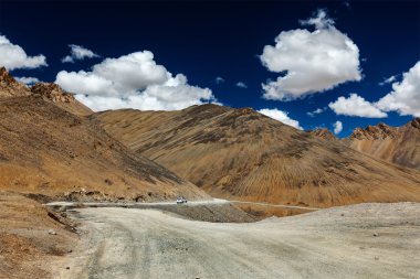 Manali leh yol