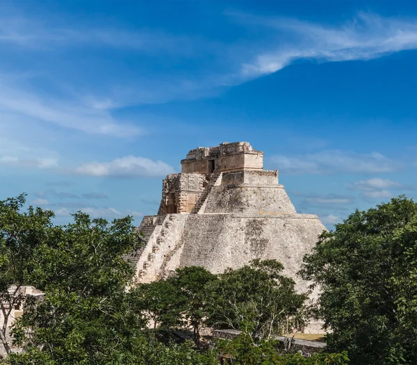 Mayan πυραμίδας σε uxmal, Μεξικό — Φωτογραφία Αρχείου