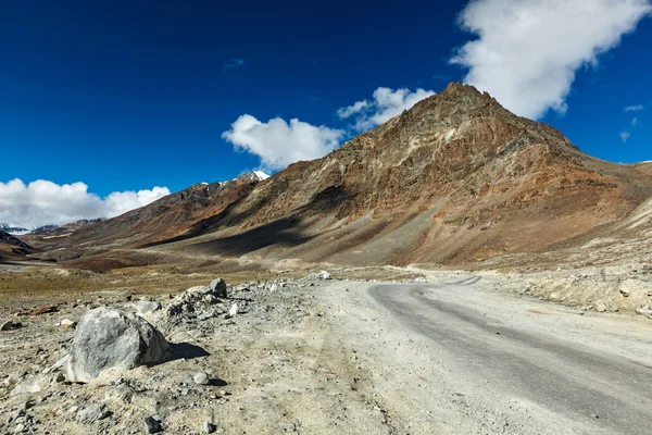 Manali-Leh road — Stock Photo, Image