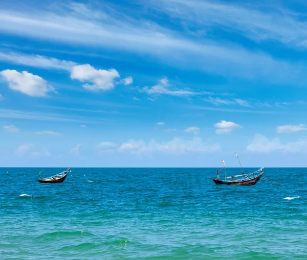 Fishing boats in sea — Stock Photo, Image
