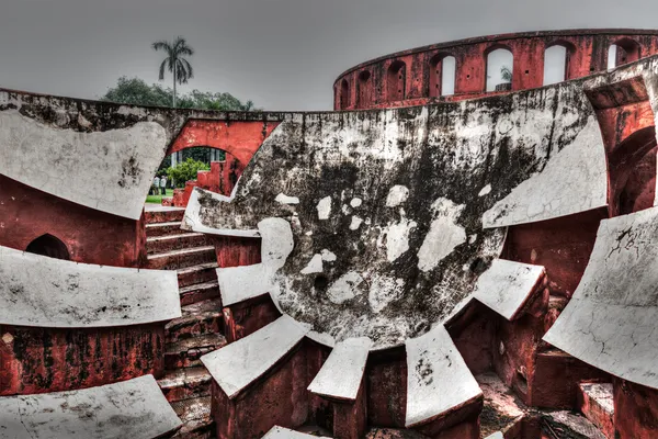 Jantar mantar - oude observatorium — Stockfoto