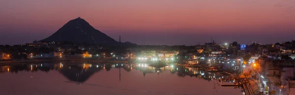 Panorama of Sacred Puskhar lake — Stock Photo, Image