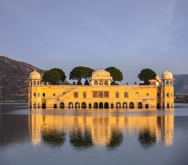 JAL mahal (Pałac na wodzie). Jaipur, Radżastan, Indie — Zdjęcie stockowe