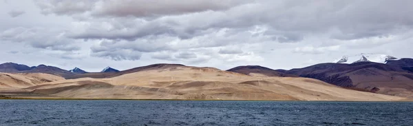 Sjön Tso Moriri, Ladakh — Stockfoto