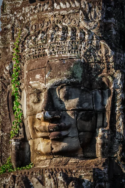 Tvář bayon chrám angkor, Kambodža — Stock fotografie