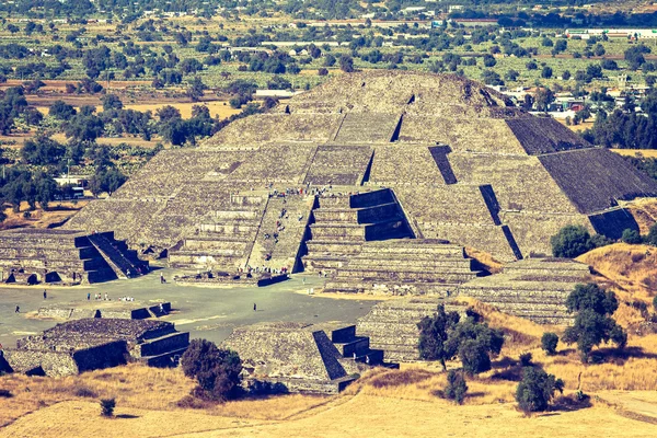 Pyramid av månen. Teotihuacán, Mexiko — Stockfoto