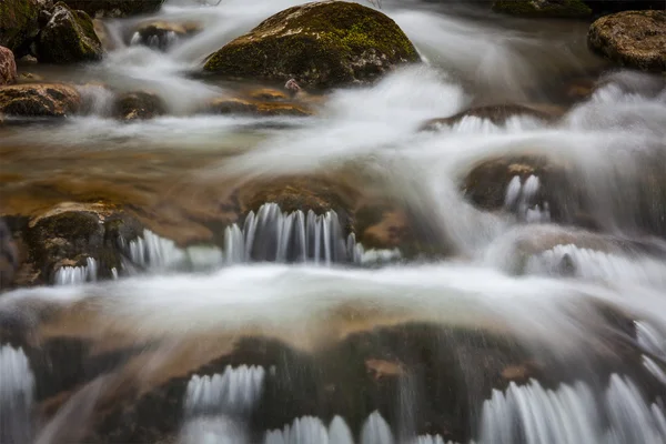 Cascade af Sibli-Wasserfall. Rottach-Egern, Bayern, Tyskland - Stock-foto