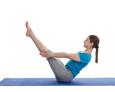 Yoga, meditasyon - yoga asana excerise yaparken genç güzel kadın