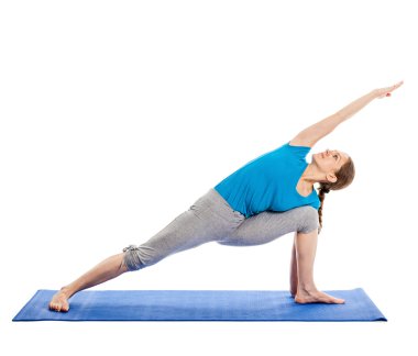 Yoga, meditasyon - yoga asana excerise yaparken genç güzel kadın