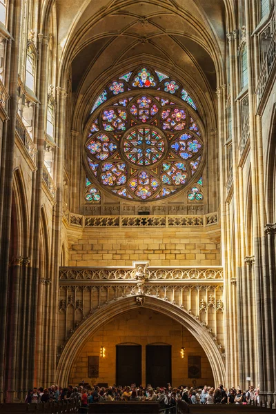 Wnętrze st. vitus Cathedral — Zdjęcie stockowe