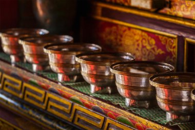 teklifleri (Tibet su sunan kase) lamayuru gompa