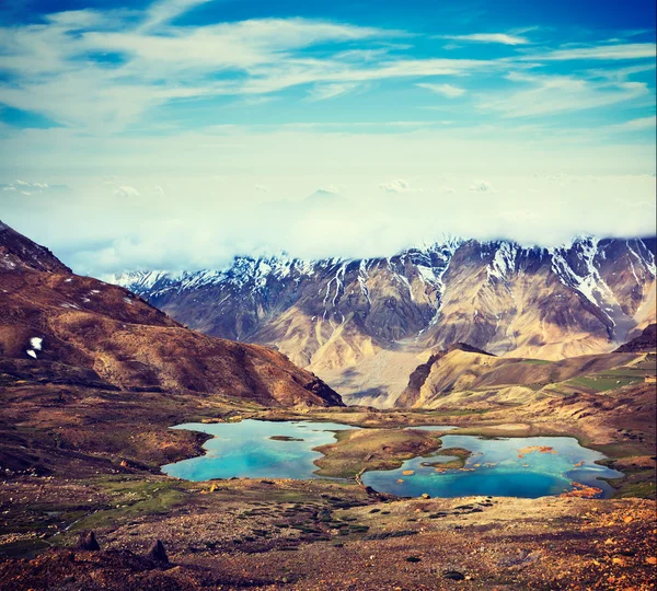 Lagos de montaña en Himalaya — Foto de Stock