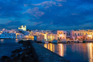 Yunanistan 'ın Paros Adası' ndaki Naousa kasabası.