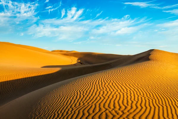 Sand dunes in desert — Stock Photo, Image
