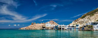 Yunanistan 'ın Milos kentindeki Firapotamos plajı