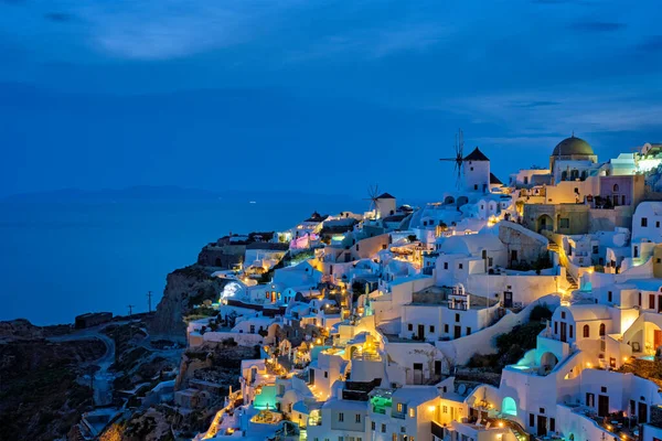Famoso destino turístico griego Oia, Grecia —  Fotos de Stock