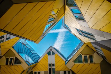 Hollanda, Rotterdam 'da küp evler