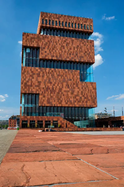 MAS Museum aan de Stroom Museo lungo il fiume. Anversa, Belgio — Foto Stock