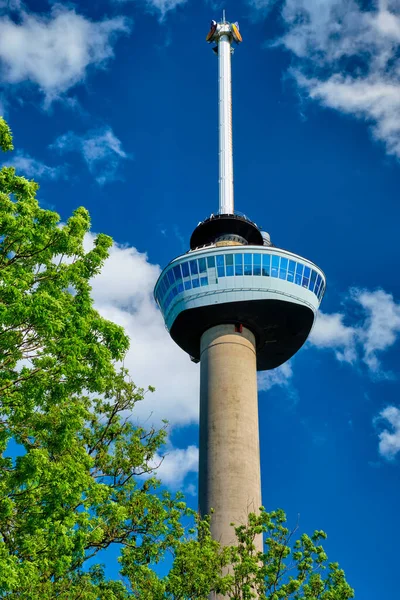 Euromast è la torre di osservazione di Rotterdam, Paesi Bassi — Foto Stock