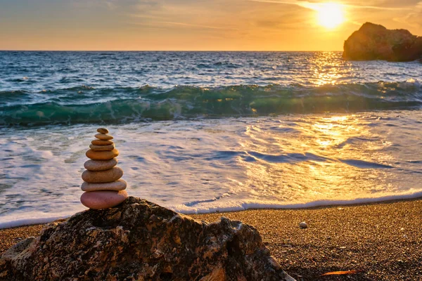 Cairn Stack Stones Pebbles Cairn Beach Coast Seaon Sunset Agios — Stock Photo, Image