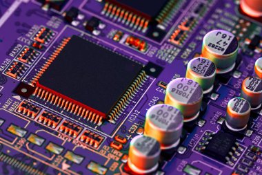 Elektronik devre kartı kapanıyor.