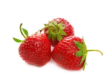 Üç çilek beyaz izole