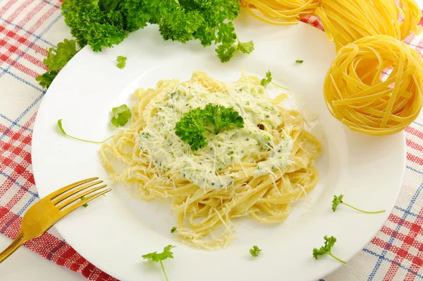 Pasta with sauce — Stock Photo, Image