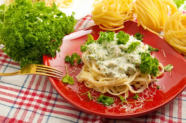 Pasta with sauce — Stock Photo, Image