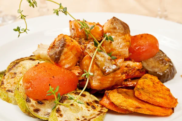 Grilled eggplant and tomatoes — Stock Photo, Image