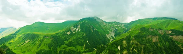 Green mountains panorama — Stock Photo, Image