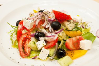 Yunan salatası