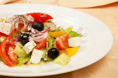 Yunan salatası
