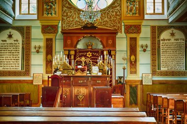 Synagogue interior clipart