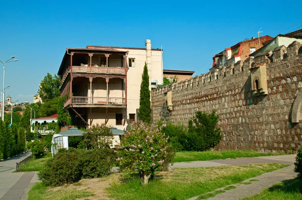 Altes georgisches Gebäude — Stockfoto