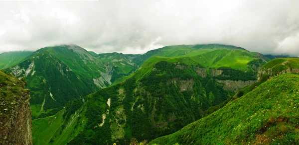 Green mountains panorama — Stock Photo, Image