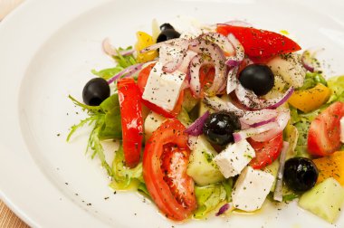 Yunan salatası