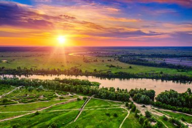 Kırsal yaz günbatımı