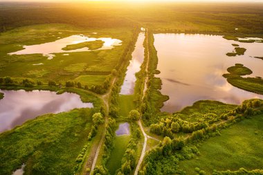 Kırsal yaz günbatımı