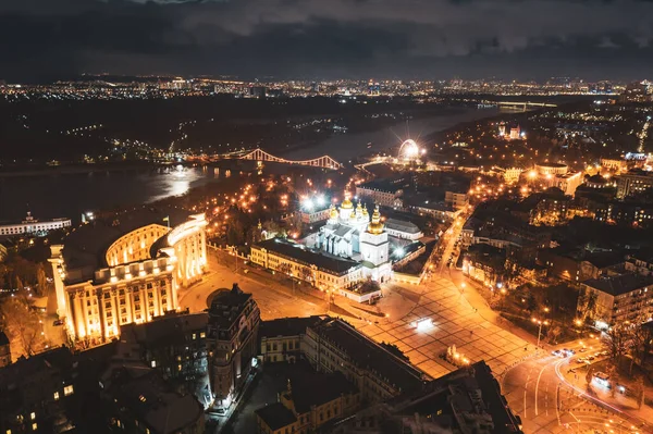 Vue aérienne de nuit nuit Kiev — Photo