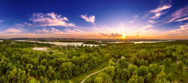 Kırsal yaz günbatımı