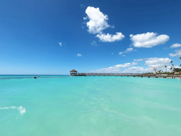 Tropikalna plaża karaibska — Zdjęcie stockowe