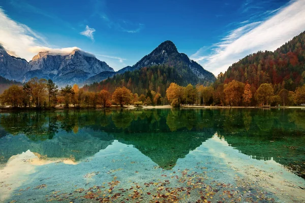 Jasna sjö, Slovenien — Stockfoto