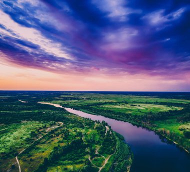 Kırsal yaz günbatımı